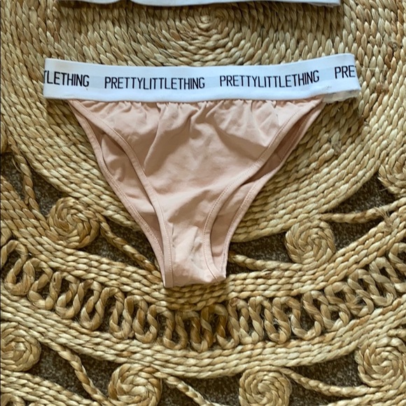 NWOT Pretty Little Thing Blush Sports Bra & Thong - Picture 5 of 6